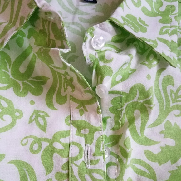 Chadwicks Tops - Vtg Hawaiian Stretch Semi Fitted Button Up Blouse